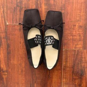 Maison Margiela MM6 ballet shoes in black